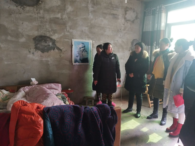 “責(zé)任正信，愛(ài)心公益”我們?cè)谛袆?dòng)——綿陽(yáng)游仙區(qū)登仙村之行